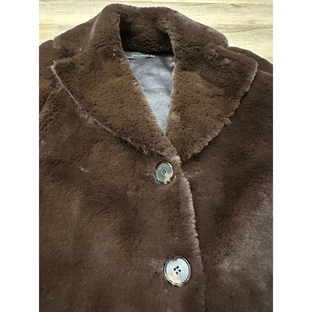 ZARA WOMAN Brown Faux Fur‎ Coat Jacket Button Front Collared Outerwear size XS